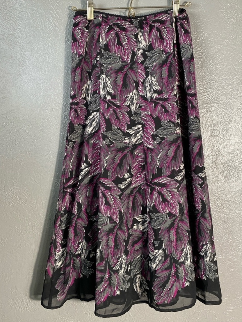 JM Collection Sheer Floral Midi A-Line Skirt 14P Black Purple Lined Chiffon